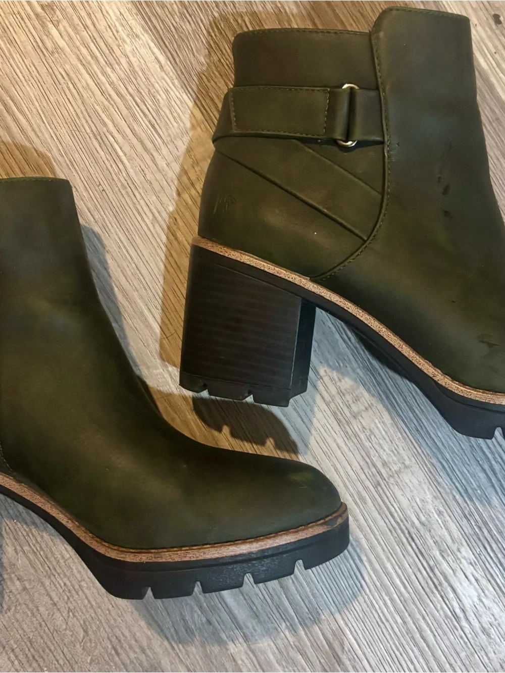 Naturalizers Women’s Forest Green Ankle Boots - Classic Block Heel